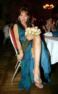 Lesley-Anne Down feet photo 2
