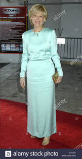 Lesley Stahl feet photo 4