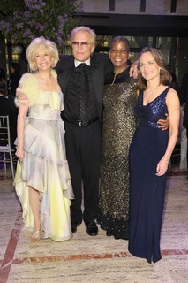 Lesley Stahl feet photo 2