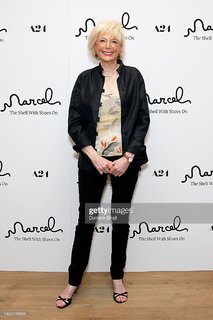 Lesley Stahl feet photo 8