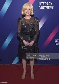Lesley Stahl feet photo 1
