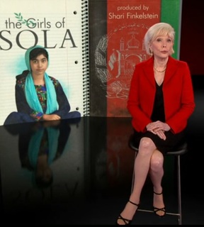 Lesley Stahl feet photo 7