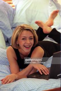 Leslie Ash feet photo 10