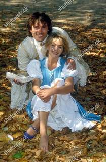 Leslie Ash feet photo 3