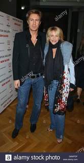 Leslie Ash feet photo 1
