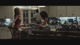 Leslie Bibb feet photo thumbnail