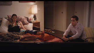 Leslie Bibb feet photo thumbnail