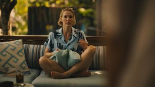 Leslie Bibb feet photo thumbnail