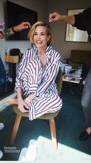 Leslie Bibb feet photo thumbnail