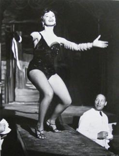 Leslie Caron feet photo 20