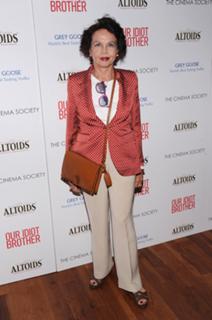 Leslie Caron feet photo 17