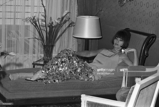 Leslie Caron feet photo 6