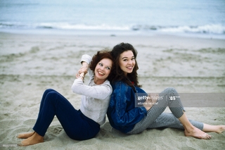 Leslie Caron feet photo 2
