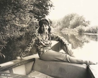 Leslie Caron feet photo 4