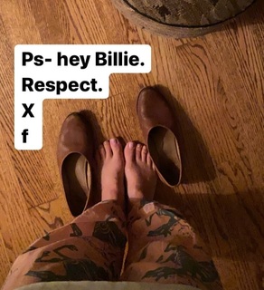 Leslie Feist feet photo 2