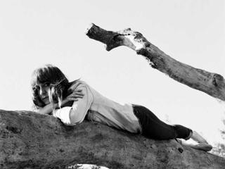 Leslie Feist feet photo 13