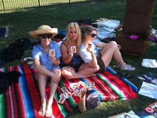 Leslie Feist feet photo 1