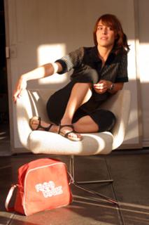 Leslie Feist feet photo 18