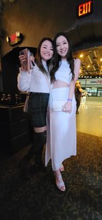 Leslie Fu feet photo thumbnail