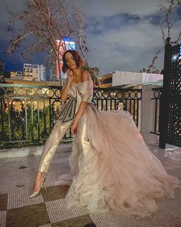 Leslie Grace feet photo 18