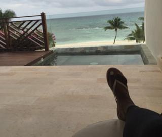 Leslie Jones feet photo 2