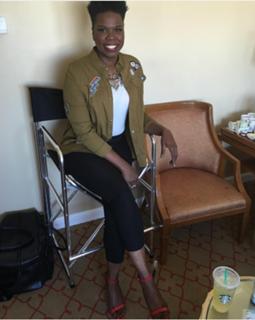 Leslie Jones feet photo 4