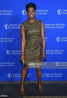 Leslie Jones feet photo 20