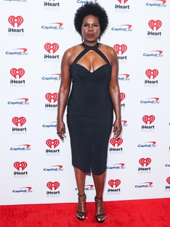 Leslie Jones feet photo 11