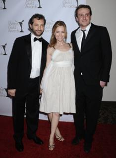 Leslie Mann feet photo thumbnail