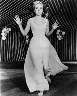 Leslie Parrish feet photo 18