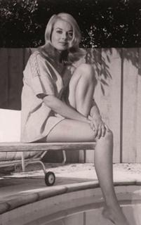 Leslie Parrish feet photo 16