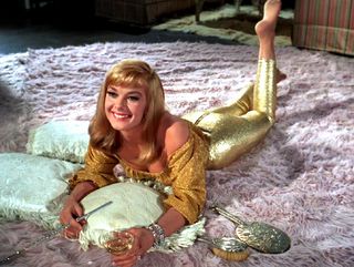 Leslie Parrish feet photo 15