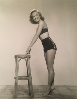 Leslie Parrish feet photo 12