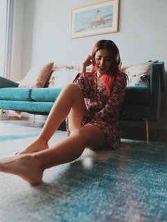Lesslie Polinesia feet photo 12