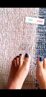 Lesslie Polinesia feet photo 5