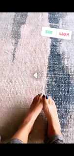 Lesslie Polinesia feet photo 2