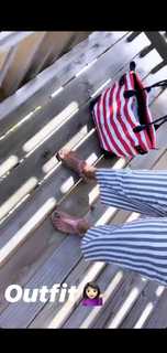 Lesslie Polinesia feet photo 1