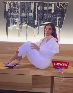 Lesslie Polinesia feet photo 5