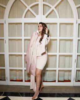 Lesslie Polinesia feet photo 17
