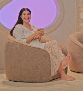 Lesslie Polinesia feet photo 9