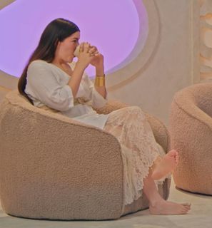 Lesslie Polinesia feet photo 7