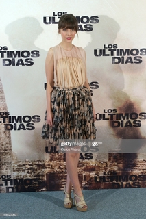 Leticia Dolera feet photo 2