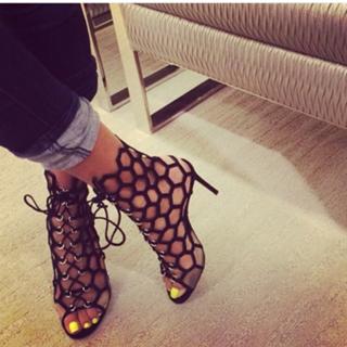 Letoya Luckett feet photo 9