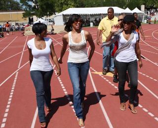 Letoya Luckett feet photo 3