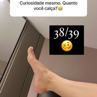 Letícia Almeida feet photo 17