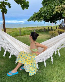 Letícia Almeida feet photo 3