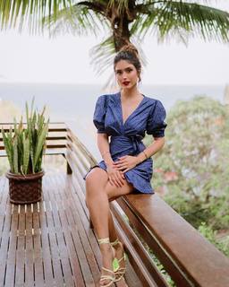 Letícia Almeida feet photo 20