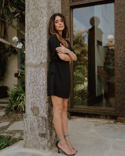 Letícia Almeida feet photo 17