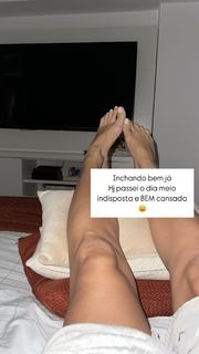 Letícia Almeida feet photo 3