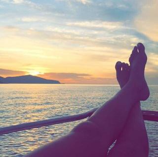 Letícia Bufoni feet photo thumbnail